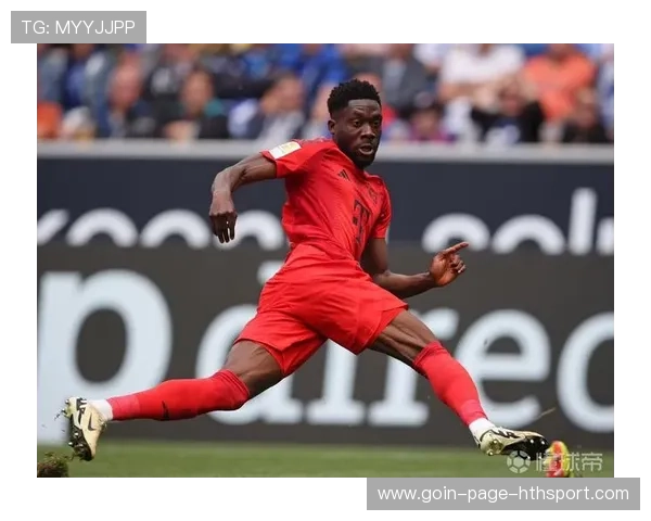 戴维斯伤退拜仁告急：球队未来之路充满变数