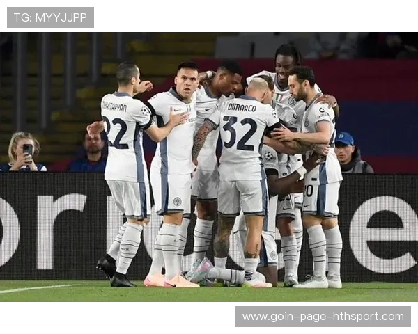 欧冠边路下底传中精准助攻破门，决赛时刻震撼全场！